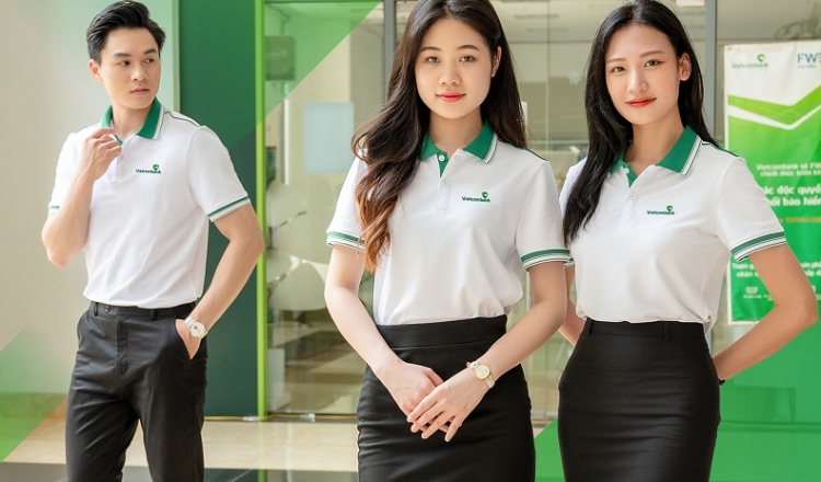 May đồng phục Quận 2
